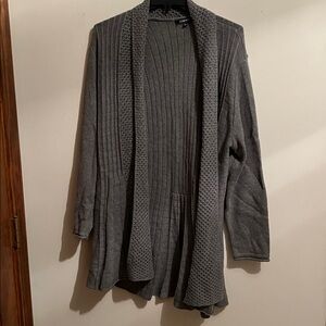 Elementz gray women’s duster style sweater in xl.